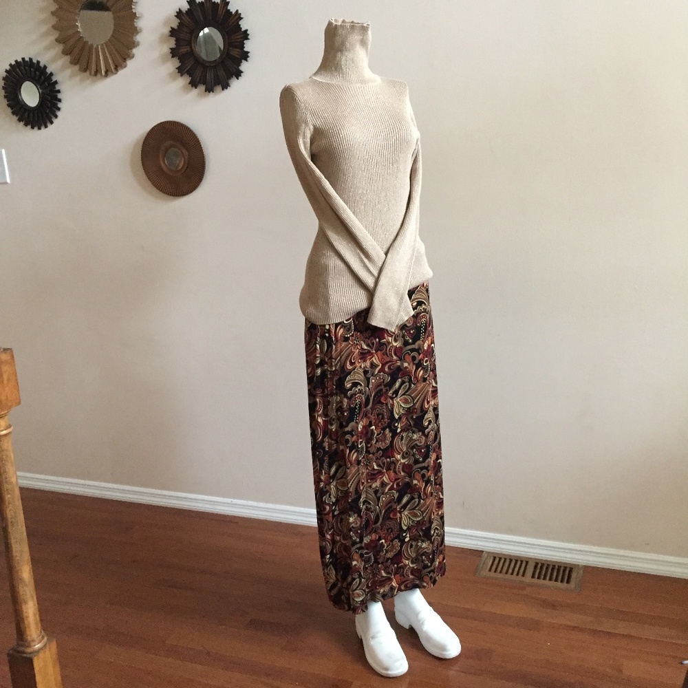 NWOT! Mirasol Paisley Skirt - Picture 1 of 7